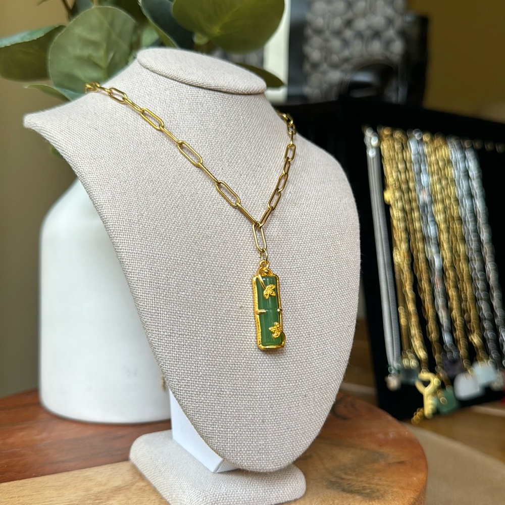 Floral Green Jade Bamboo Necklace - New - Picture 3 of 4